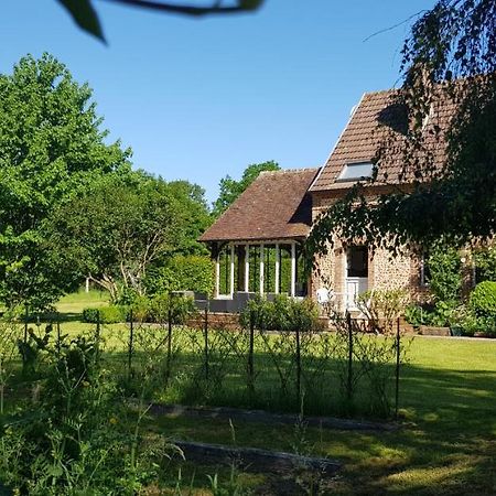 La Maison D'Amis Du Moulin Hotel La Chapelle-Viel Ngoại thất bức ảnh